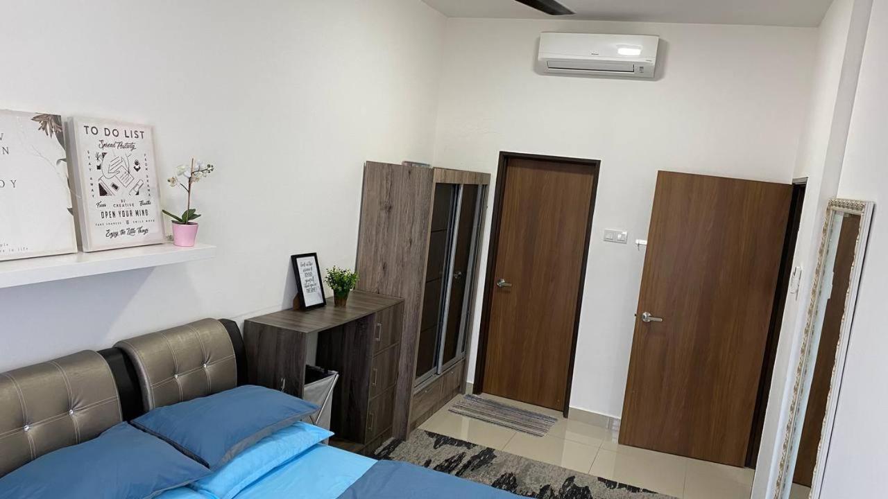 Family Stay, Sepang Klia, Free 2 Parking&Unifi Luaran gambar